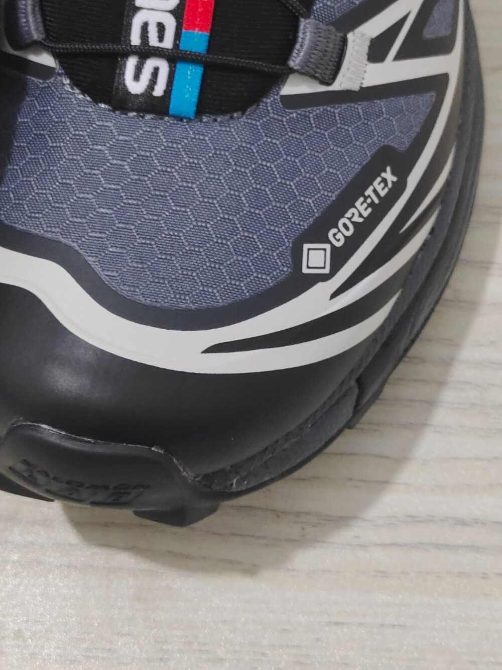 Salomon Mens XT-6 Gore-Tex Black Lunar Rock Hiking Shoes - Picture 4 of 10